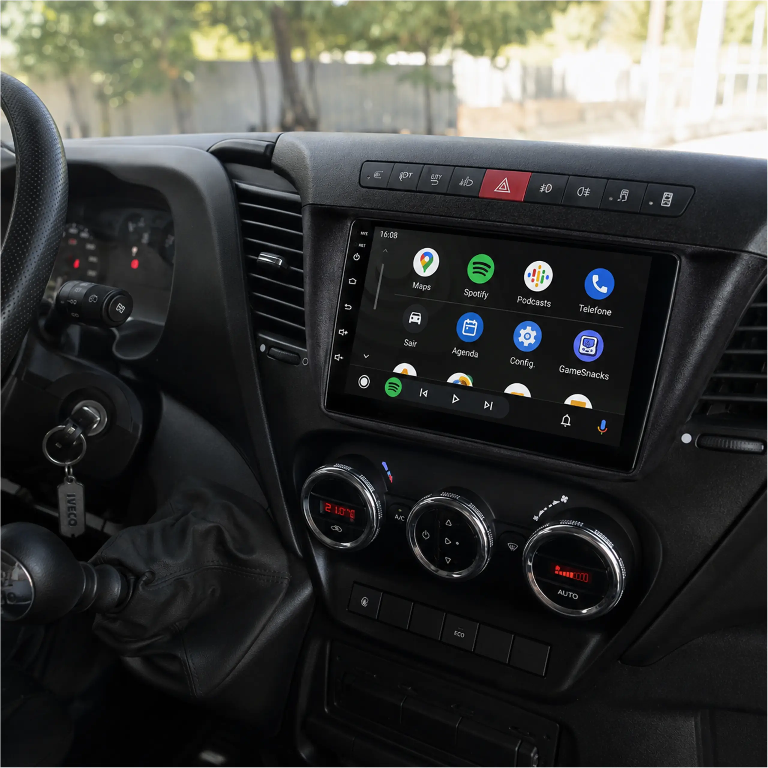 IVECO-Daily-carplay-android-auto-gps-playtek-004 Autorádio Iveco Daily com Android Auto sem fios